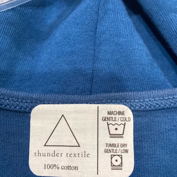 Blue and white xl shift - Picture 6 of 7